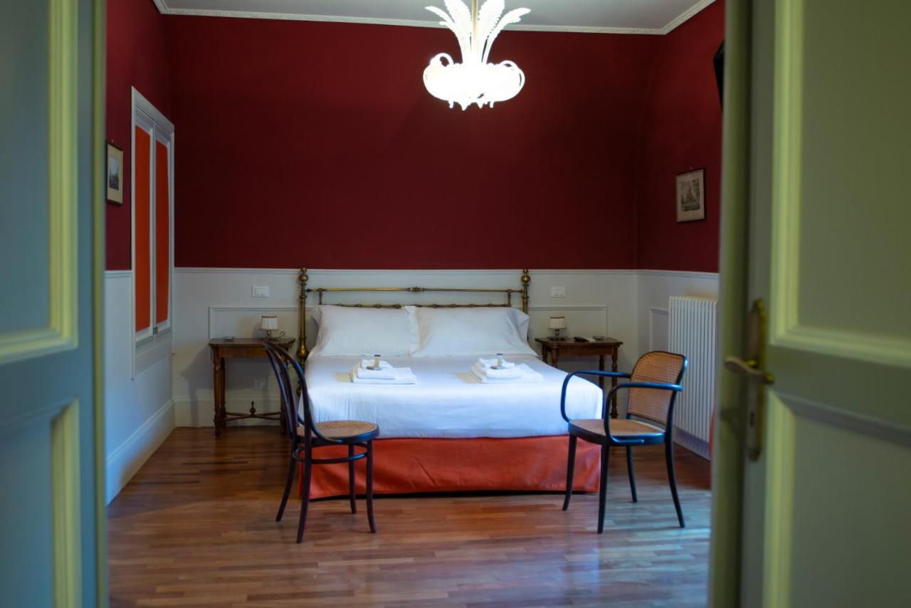 ラグーザ I Sogni Della Memoria Bed & Breakfast エクステリア 写真
